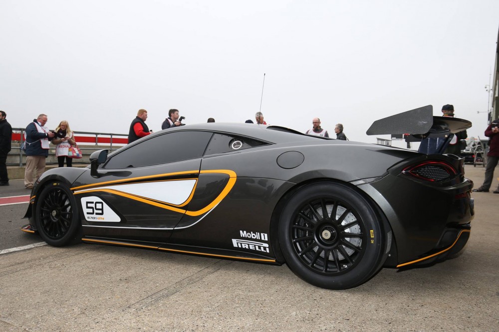McLaren-570S-GT4-4